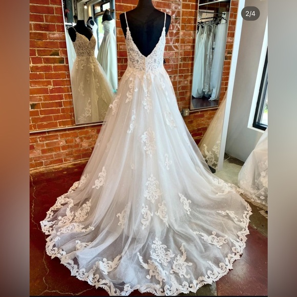 Maggie Sottero- Florence, Unaltered, Size 12 - Picture 2 of 4